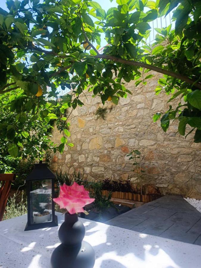 P Faliro Riviera Suite Athene Buitenkant foto